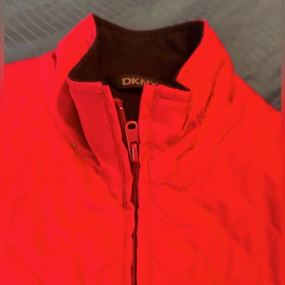 ❤️ Vintage Stunning DKNY Fleece Lined Puffy Vest ❤️ - Picture 13 of 16